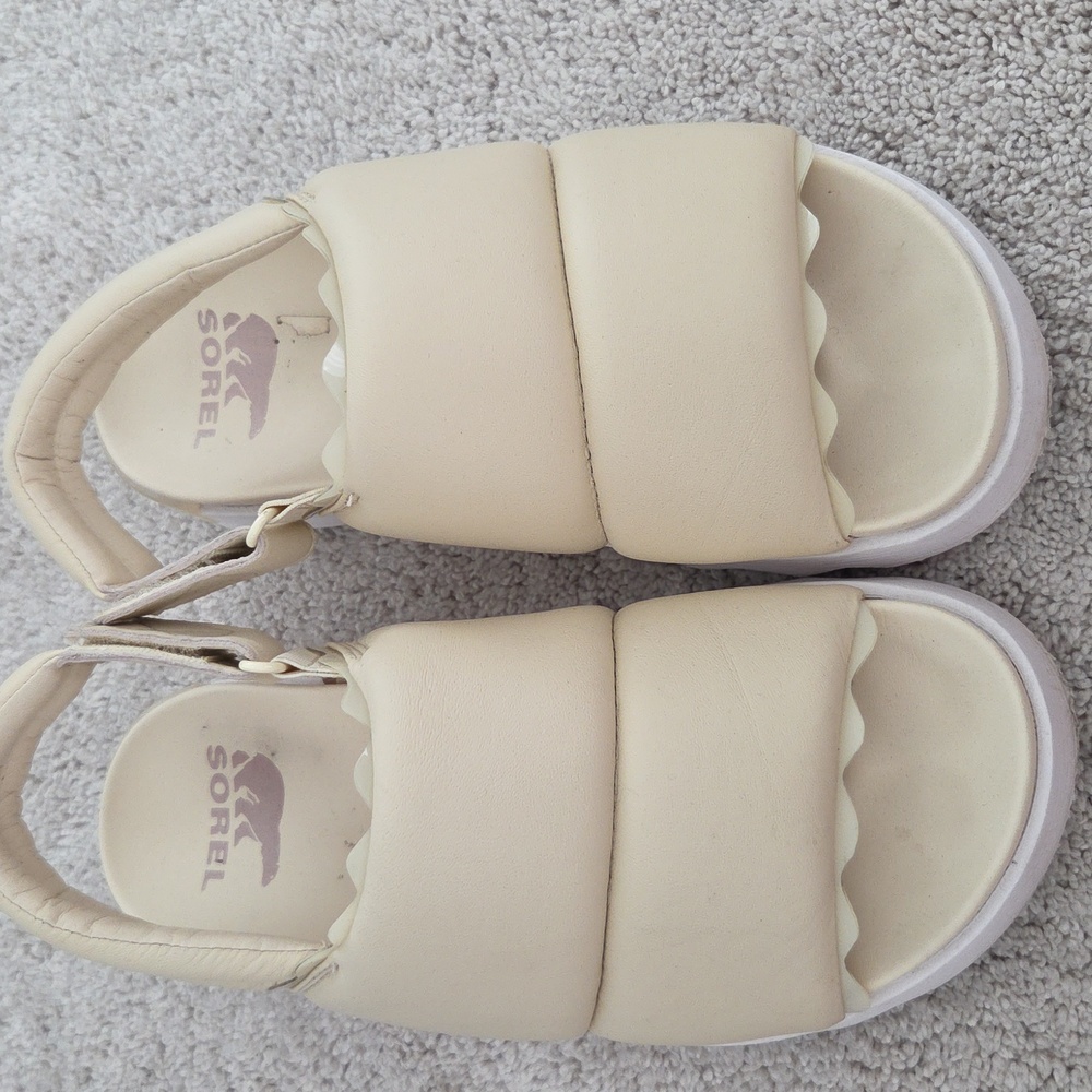Sorel Cream Sandals Sz 8